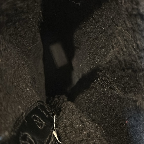 Coach “Laura” leather winter boot 9.5 - Picture 4 of 7